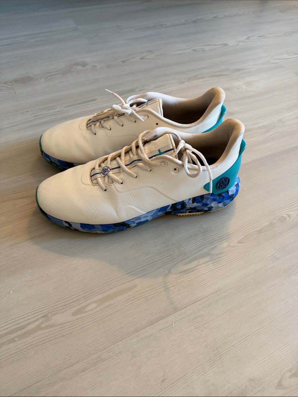 G/FORE Men's Athletic Golf Shoes with Blue Camo Sole
